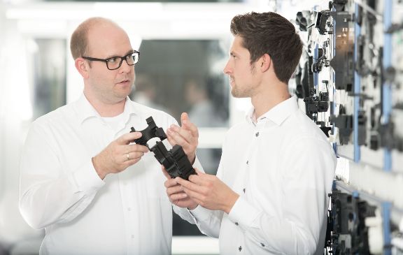HelermannTyton employee