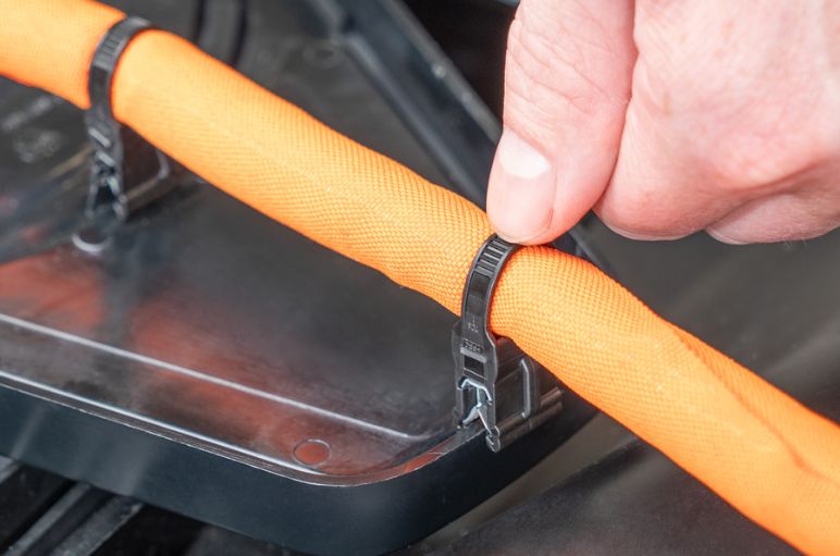 S50SOSEC1.5-4 edge clip series